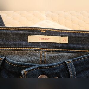 Levi's Skinny, Size 27, Never Worn